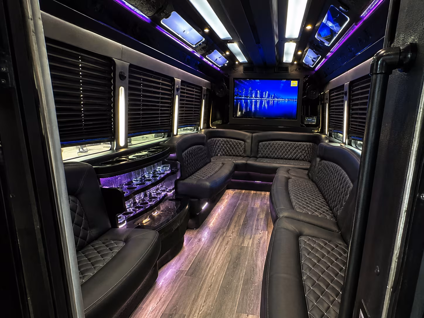 shoreline amphitheatre mountain view music scene party bus rental